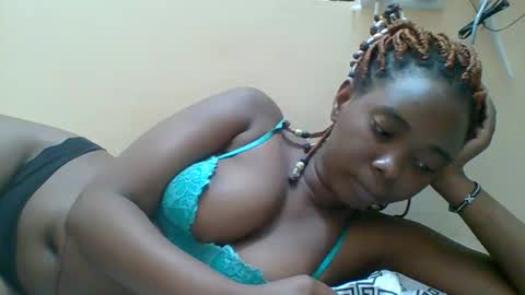 Queen online show from 10/12/25, 06:07