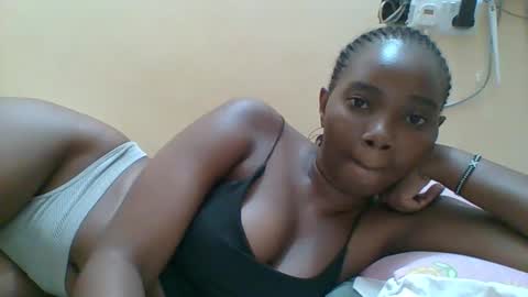 Queen online show from 11/24/25, 05:23