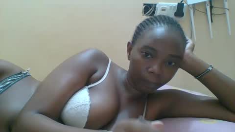 Queen online show from 11/27/25, 05:15