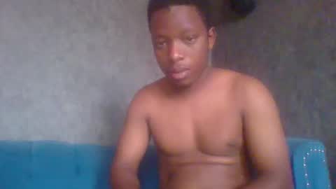 hotguyy001 online show from 02/20/25, 05:23