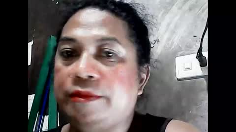 Snapshot of hothadjiee chatting on 10/17/25, 09:12 hardfuckerxxxxx online show from 10/17/25, 09:12