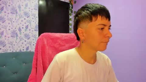 hannah online show from 10/12/25, 01:59