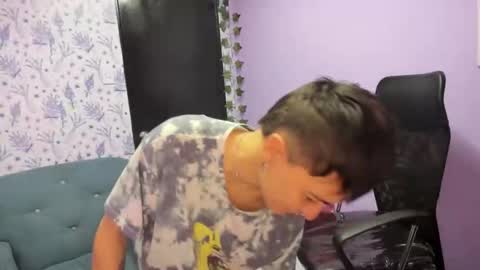 hannah online show from 10/23/25, 02:11