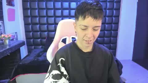 hannah online show from 11/24/25, 12:16