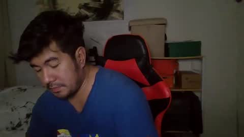 Snapshot of hothunkybear23 chatting on 12/11/24, 10:25 Khel online show from 12/11/24, 10:25