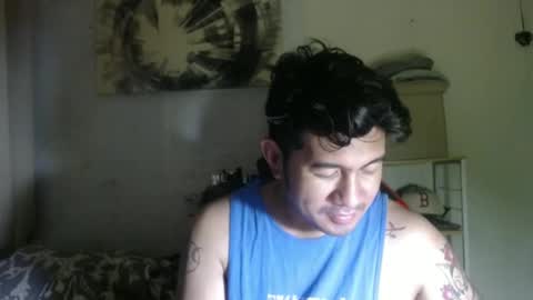 Snapshot of hothunkybear23 chatting on 09/20/25, 03:18 Khel online show from 09/20/25, 03:18