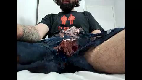 Snapshot of hotitalianboy218174 chatting on 11/25/25, 02:33 Italiaboy online show from 11/25/25, 02:33