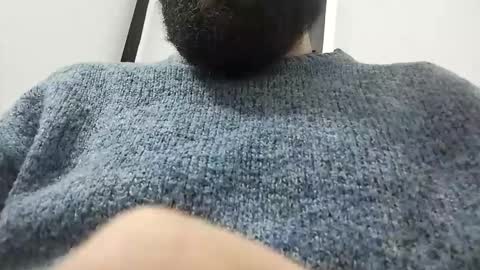 Snapshot of hotitalianboy218174 chatting on 12/17/25, 01:11 Italiaboy online show from 12/17/25, 01:11