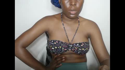 hotjessie0 online show from 01/05/25, 08:00