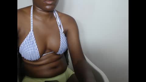 hotjessie0 online show from 01/06/25, 01:30