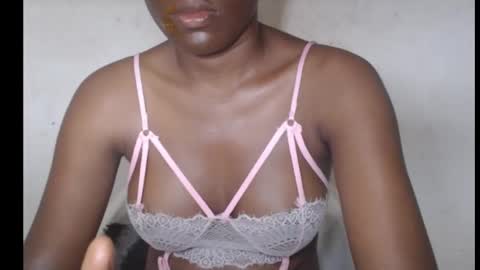 hotjessie0 online show from 09/25/25, 04:49