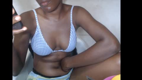 hotjessie0 online show from 11/21/25, 07:40