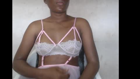 hotjessie0 online show from 11/25/25, 06:35