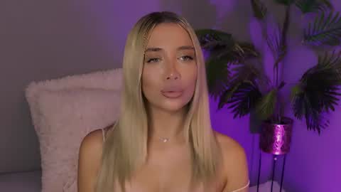 Maria online show from 07/10/26, 06:43