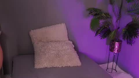 Maria online show from 07/12/26, 01:57