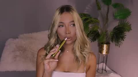 Maria online show from 07/25/26, 06:33