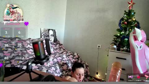 Snapshot of hotkleoo chatting on 01/03/25, 10:09 MistressM online show from 01/03/25, 10:09