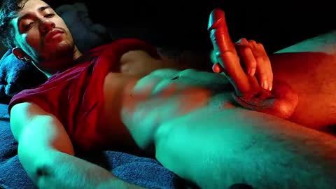 Hotlatinking online show from 12/06/24, 01:18