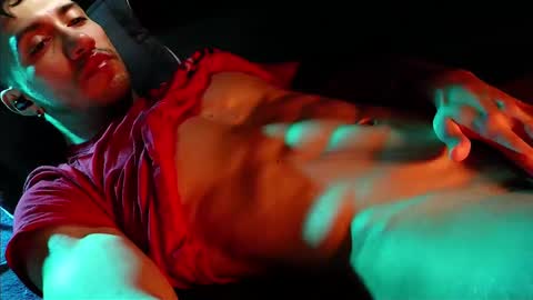 Hotlatinking online show from 02/11/25, 02:35