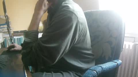 Snapshot of hotleopold chatting on 03/31/26, 12:05 hotleopold online show from 03/31/26, 12:05