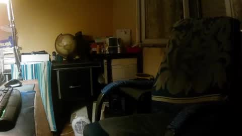 Snapshot of hotleopold chatting on 04/16/26, 08:53 hotleopold online show from 04/16/26, 08:53