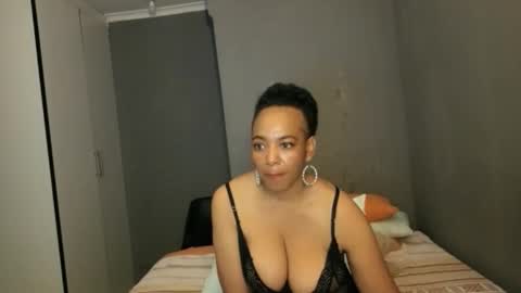 hotlilya online show from 02/13/26, 05:53