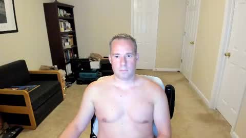 hotmale4u692000 online show from 07/12/26, 04:36