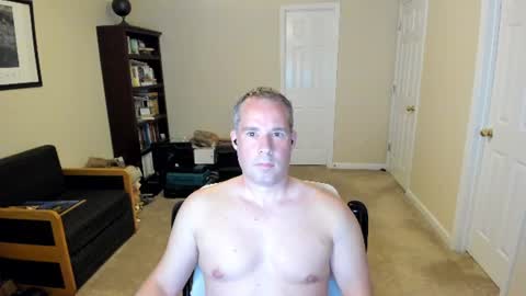 hotmale4u692000 online show from 08/10/26, 02:59