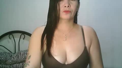 Snapshot of hotmamajen4u chatting on 01/13/26, 08:41 hotmamajen4u online show from 01/13/26, 08:41