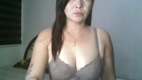 hotmamajen4u online show from 07/22/26, 12:13