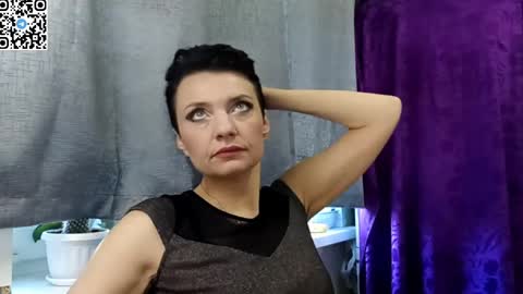 Snapshot of hotmamaqueen234 chatting on 05/12/26, 07:16 hotmamaqueen234 online show from 05/12/26, 07:16