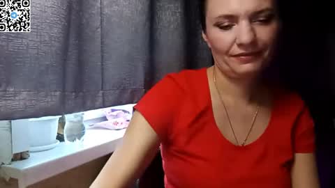Snapshot of hotmamaqueen234 chatting on 05/15/26, 03:08 hotmamaqueen234 online show from 05/15/26, 03:08