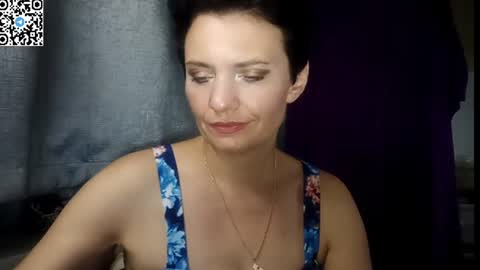 hotmamaqueen234 online show from 06/22/26, 07:44