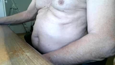 hotmassage50 online show from 08/01/26, 09:19