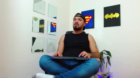 mathew online show from 09/29/25, 08:13