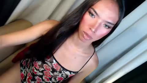 Snapshot of hotmichelle292006 chatting on 11/20/25, 12:16 HI its me youre lovely MICHAELA online show from 11/20/25, 12:16