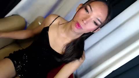 Snapshot of hotmichelle292006 chatting on 11/23/25, 02:50 HI its me youre lovely MICHAELA online show from 11/23/25, 02:50