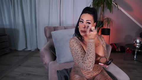 hotmilfbitch online show from 03/06/25, 05:46