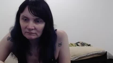hotmodel1984 online show from 01/12/26, 02:17