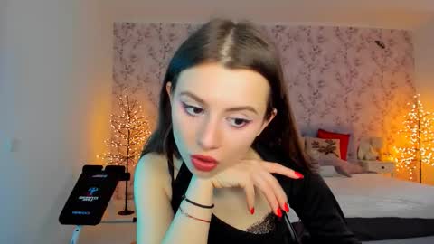 hotmolly_ online show from 02/15/26, 11:08