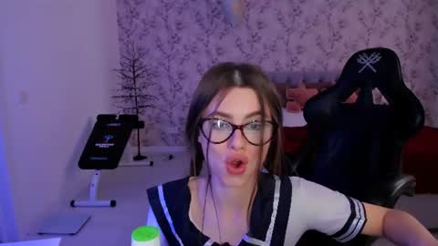 hotmolly_ online show from 07/28/26, 03:21