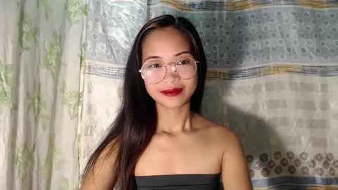 hotmom_gia online show from 02/11/25, 12:37