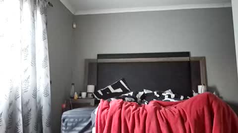 hotmrandmrscouple online show from 12/23/25, 03:48