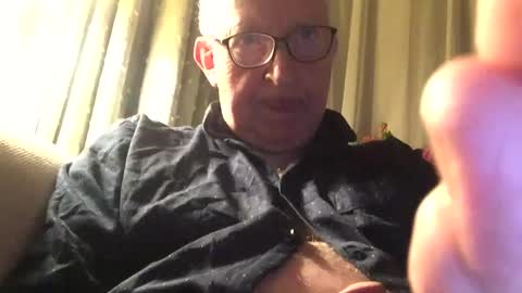 hotmuff99 online show from 12/30/24, 10:34