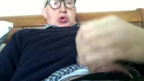 hotmuff99 online show from 01/02/25, 08:39