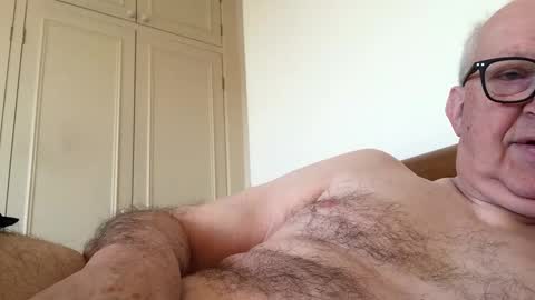 hotmuff99 online show from 01/11/25, 08:54