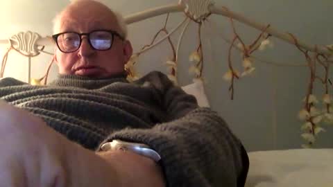 hotmuff99 online show from 01/19/25, 04:46