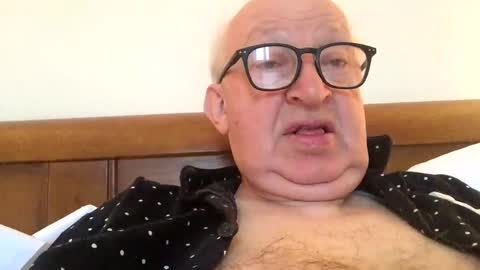 hotmuff99 online show from 02/01/25, 08:29