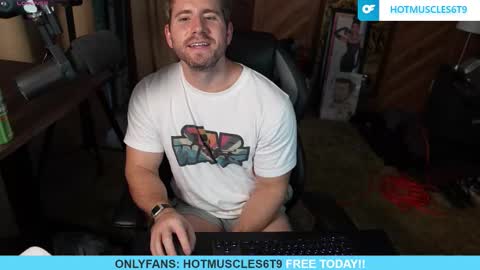 hotmuscles6t9 online show from 11/20/25, 11:04
