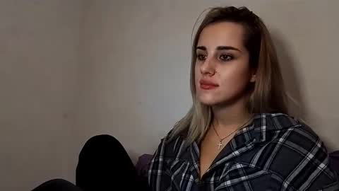 hotmusex online show from 11/23/25, 12:16